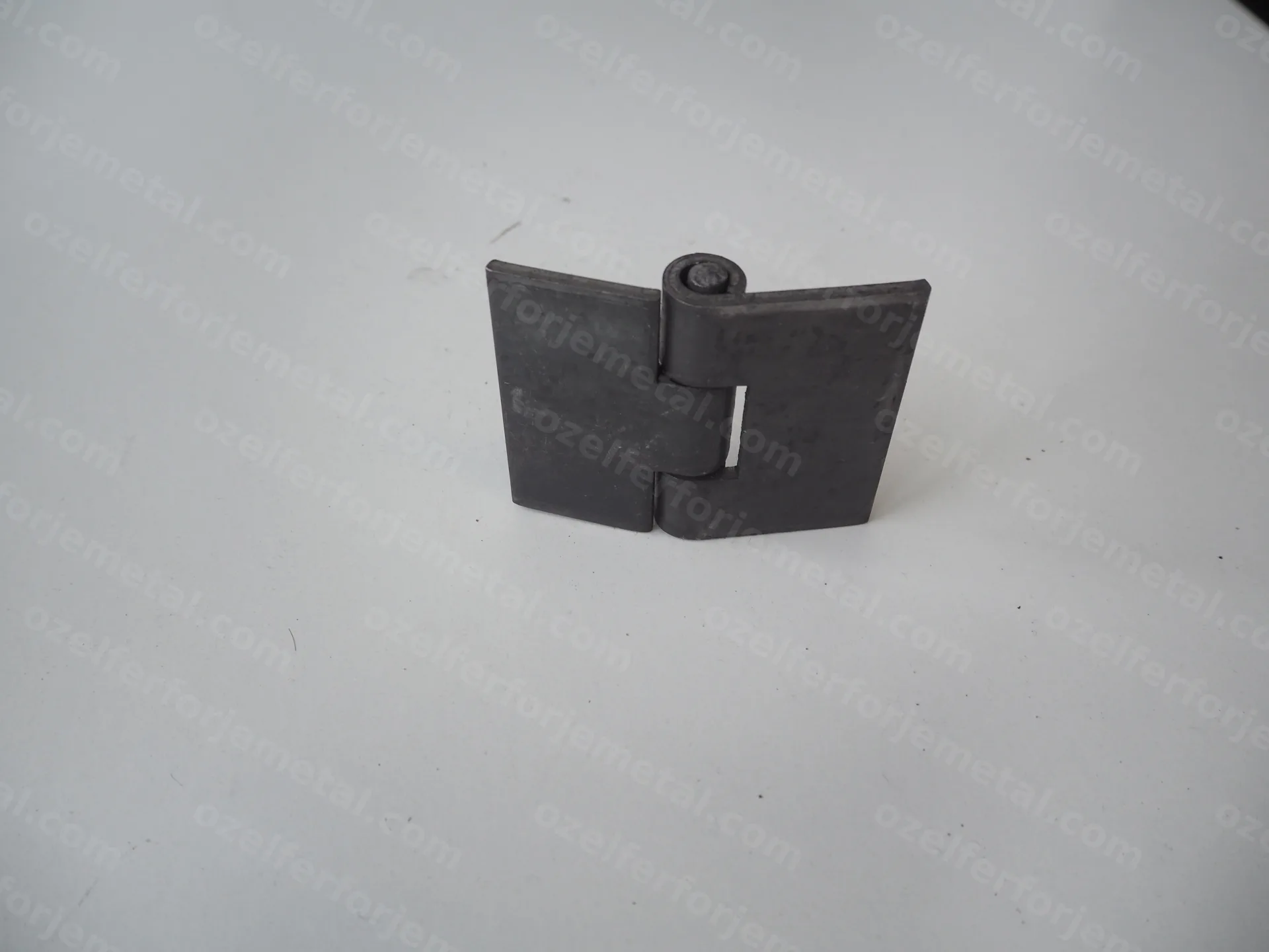 4CM YAPRAK MENTEŞE